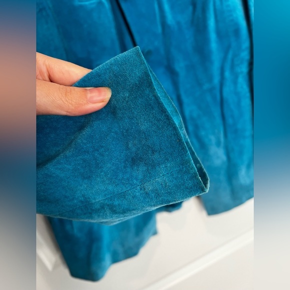 DO NOT BUY Liz Claiborne Women’s Blue Suede Jacket Size Medium - Picture 3 of 12